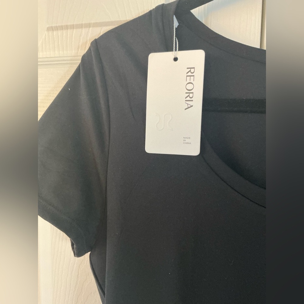 NWT Reoria short sleeve thong body suit - Picture 4 of 5